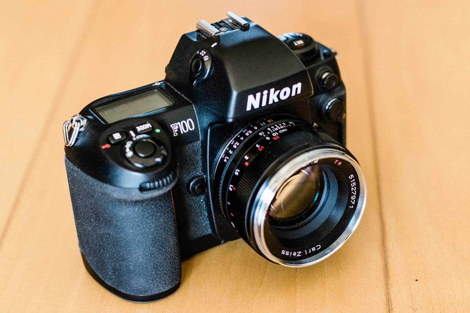 nikon f100